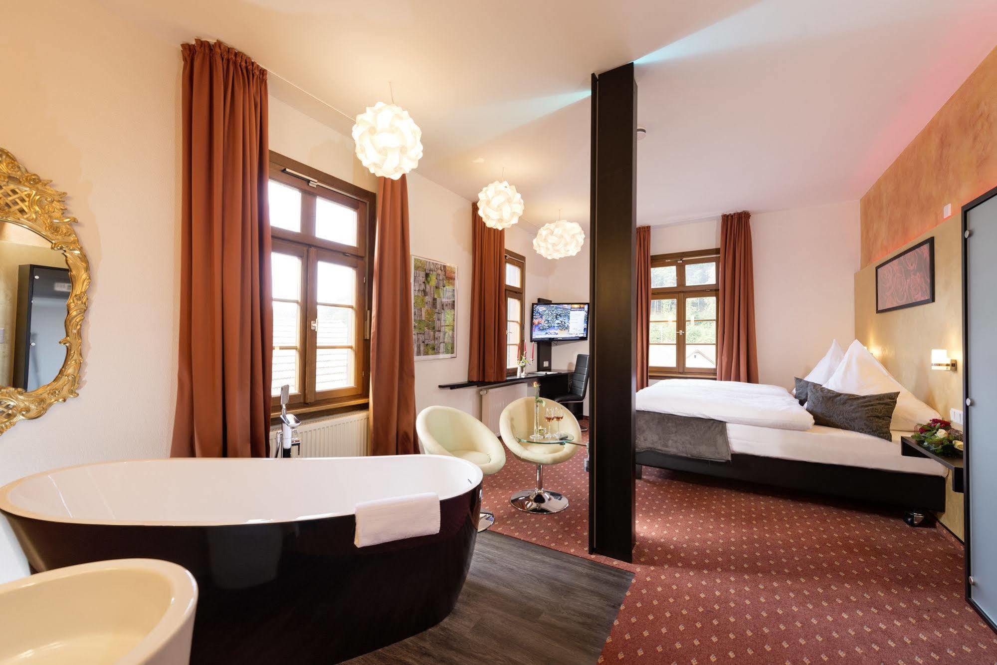 Hotel Landgasthof Koenig Von Preussen Marxzell Eksteriør bilde